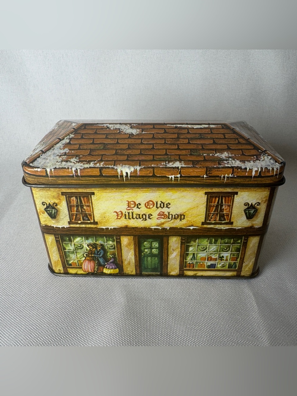 The Tin Box Company Ye Olde Village Shop Pictorial Tin w/ Lid, Rectangle